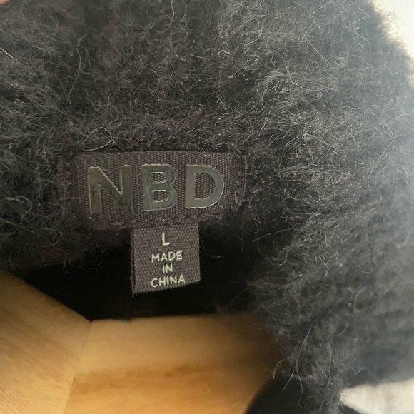 NBD Tory Strong Cropped Sweater from Revolve - Picture 3 of 4